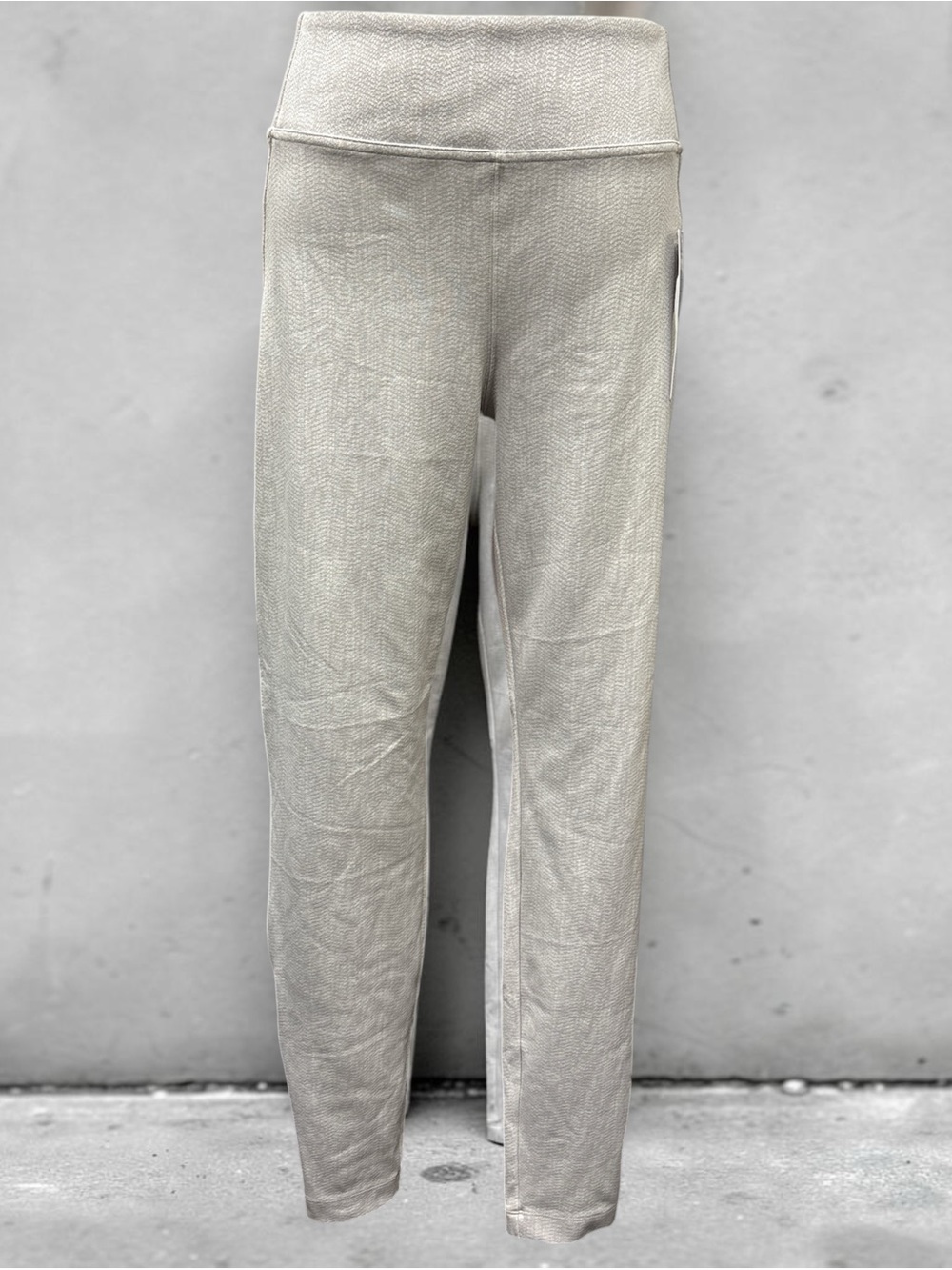 *NWT* Athleta Light Gray High-Rise Leggings